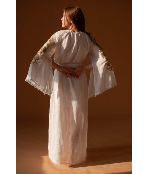 Bell sleeve dress with ethnic embroidery