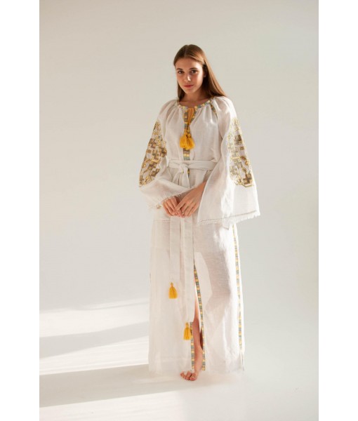 Bell sleeve dress with ethnic embroidery